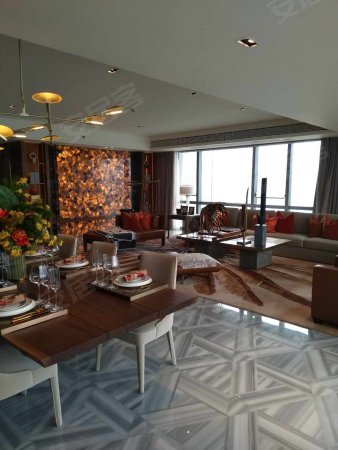 重庆来福士 精装大平层 无敌江景 地标豪宅 解放碑