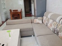 北流北流城区城区1700元可租荣顾三房两厅两，精装修，家电家具齐全拎包入住出租房源真实图片