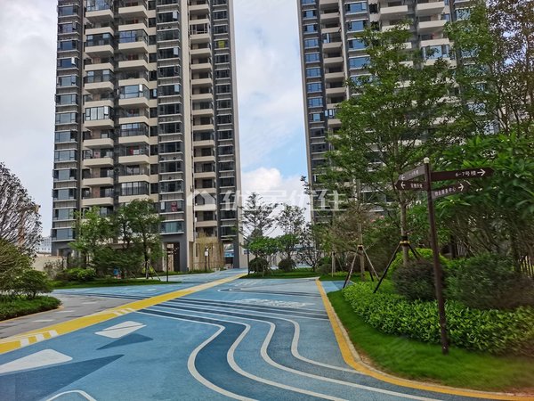 南宁江南沙井锦上城89平3室押二付三精装整租2500元每月深石汉华锦