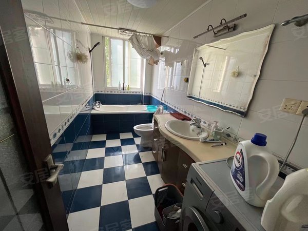 【多图】朗琴湾花园,娄葑租房,朗琴湾花园 朝南主卧 大阳台 南北通透