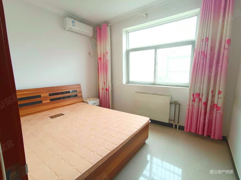 出售前进路筑城国际花园电梯小洋房 三室南北通透面积110平