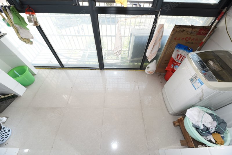 急售 南湖家苑 地铁口首付30万南北通透 全天采光随时看房!