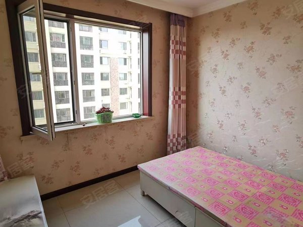 沈阳辽中辽中城区湖景国际电梯7楼精装修家电齐全拎包集住出租房源