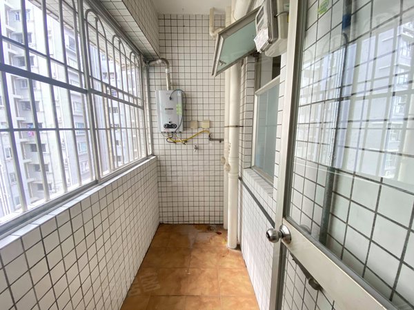 丽江花园左岸 3室2厅2卫 电梯房 精装修120平米,番禺租房-广州58安居