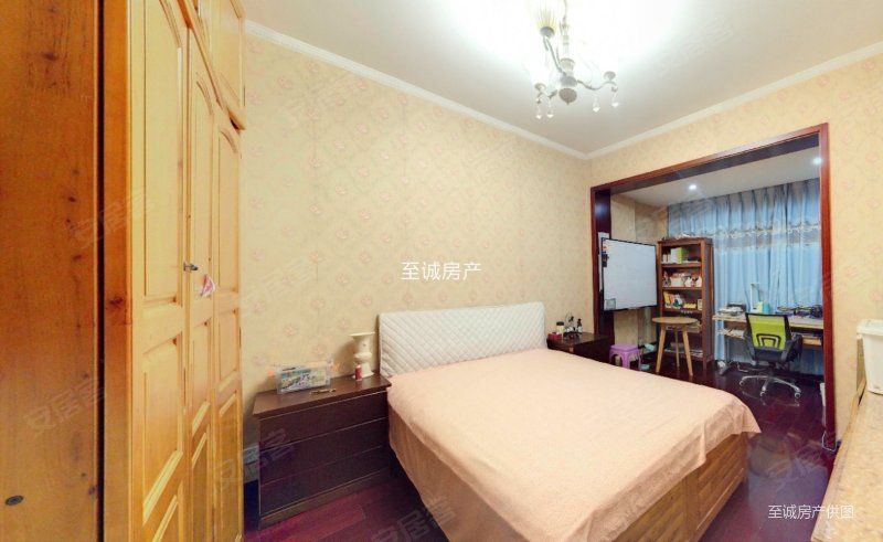 青五点赞房精装房泡西时代尊城1楼带花园房套五双卫