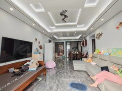 北流北流城区城区出租东湖一号 四房 精装修 家具家电齐全直接拎包入住出租房源真实图片