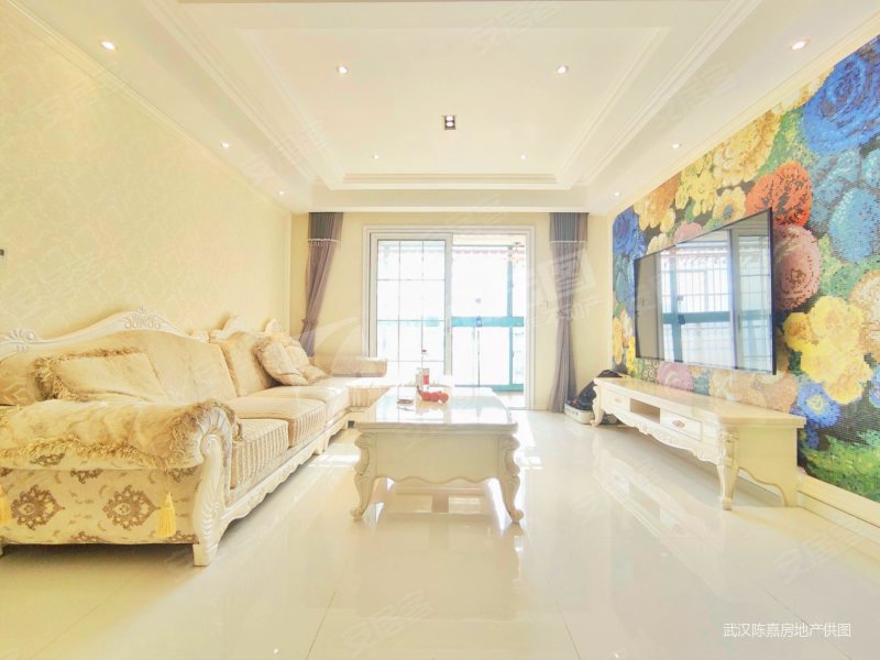 地铁口江郡华府公园商圈就在小区门口看中可谈