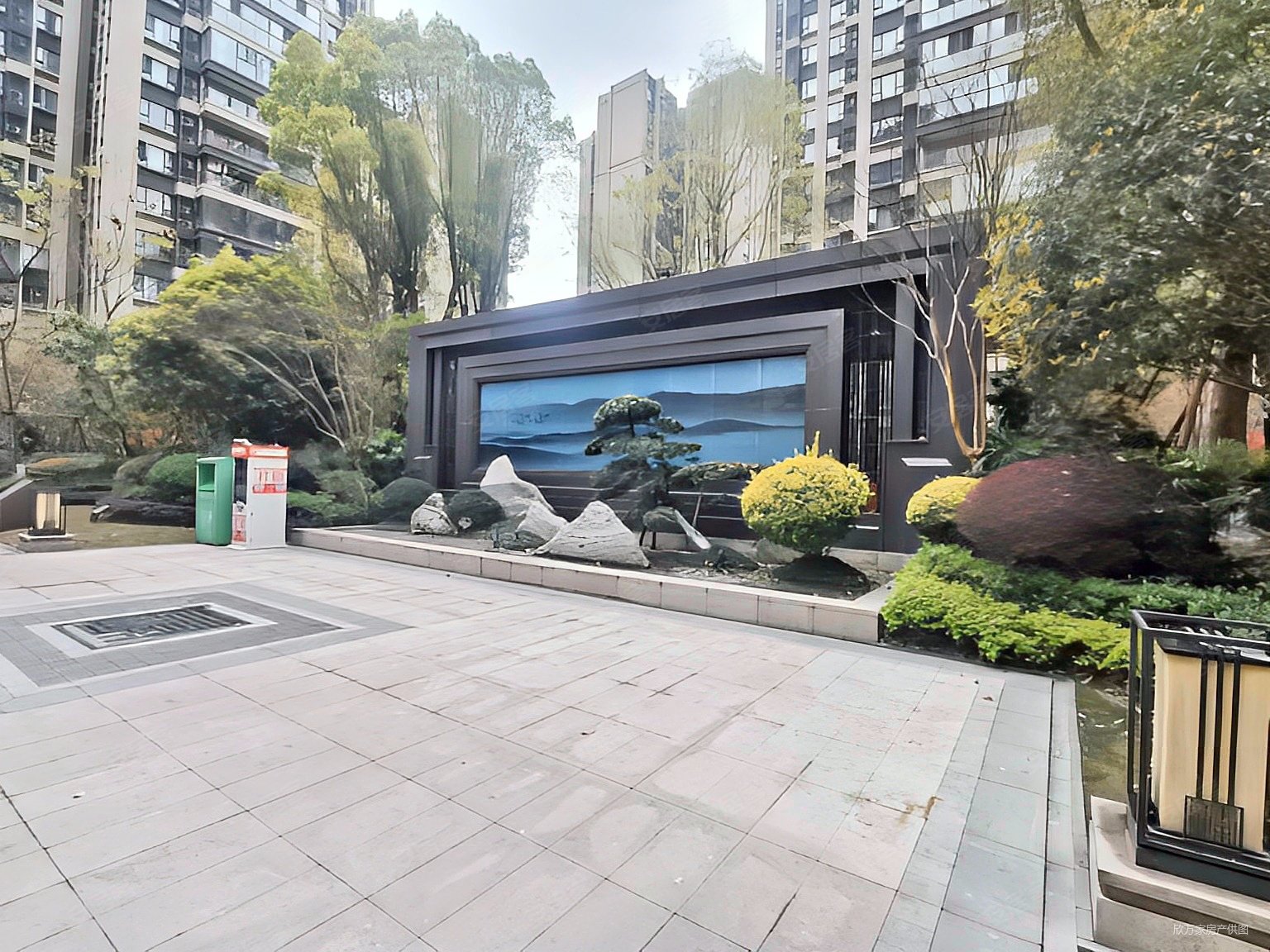 万科城臻园3室2厅2卫90.01㎡南北176万