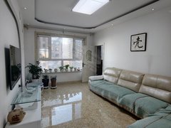 绥化北林绥化学院鸿坤一期10楼不山，两室一厅南北通透，人车分流禁止养宠物挺好出租房源真实图片