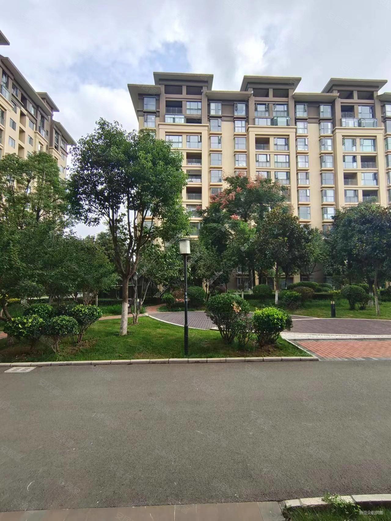 时代俊园翔盛园3室2厅2卫103.04㎡南北85万