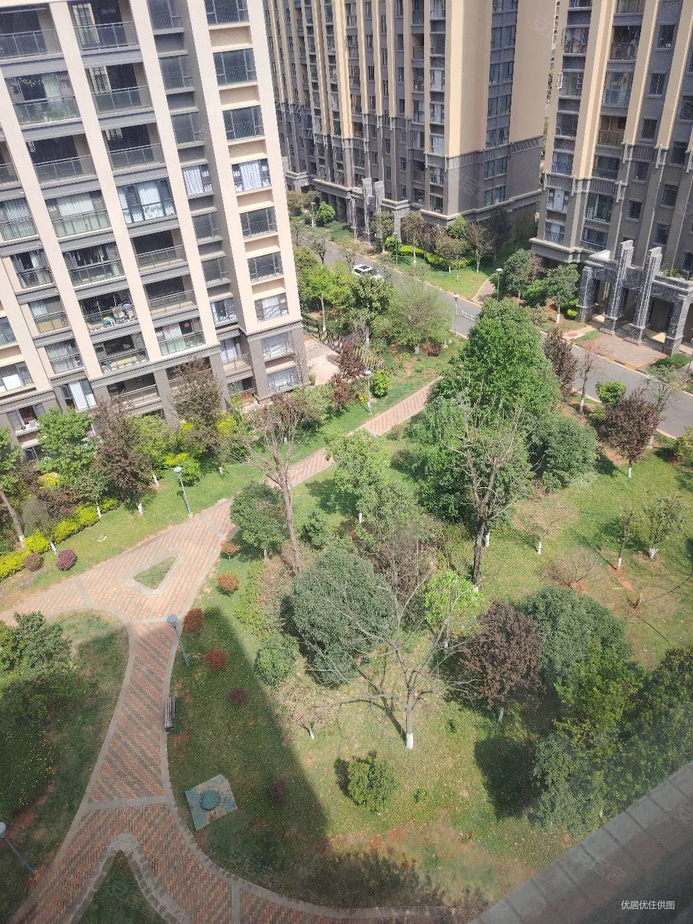 万辉星城蓝山郡