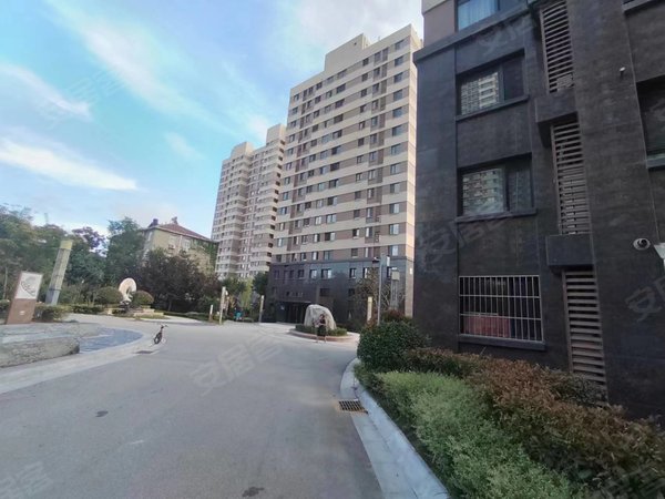 青岛市南徐州路鲁润静园鲁润静园 品质小区 有钥匙随时看房 拎包住