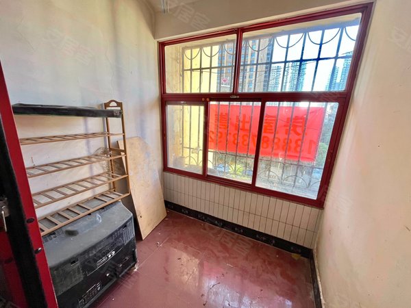 昆明盘龙金星立交桥金禧一园部分家具  价格便宜 有钥匙 近同德  地铁