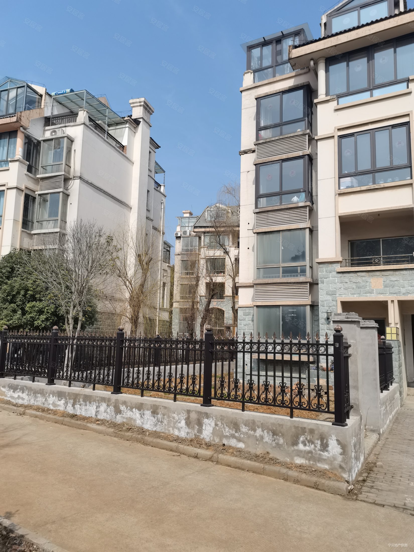 绿野枫景12叠加别墅毛坯房边户前后大院子有钥匙