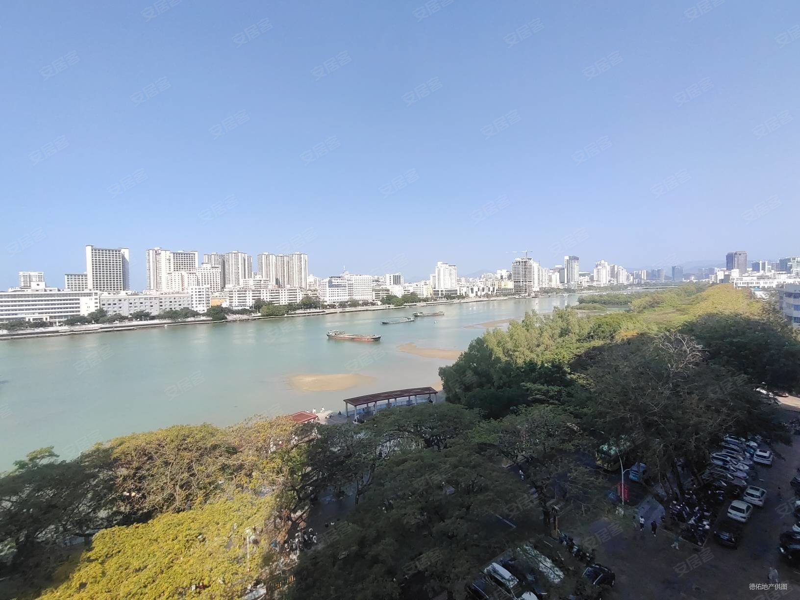 人文水岸