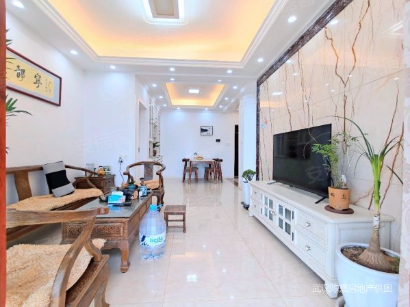 清江泓景 带电梯 正规商品房 精装可拎包入住 近地铁