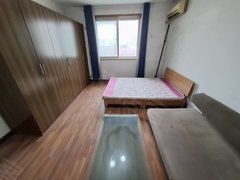 郑州中原桐柏路中原区中医院中心医院旁三户合租精装修可月付短租自家房无杂费出租房源真实图片