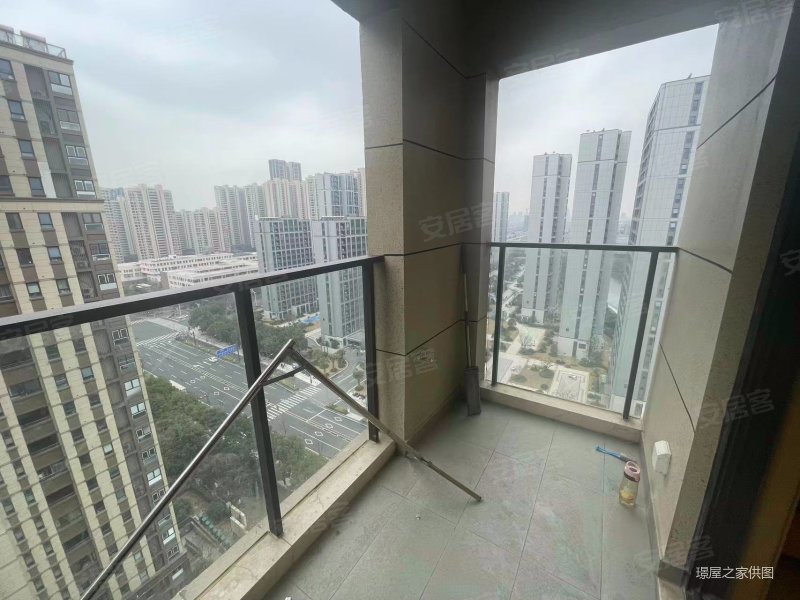 换房急售实图吴郡半岛开发商统装修中央空调有钥匙