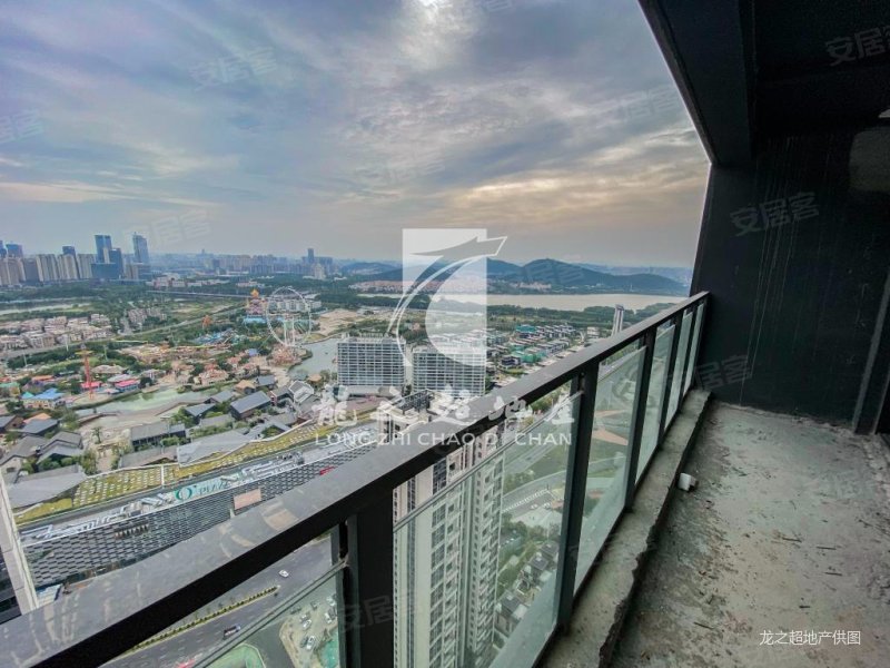 头排景观看欢乐了海岸价格560送两个车位华侨城天鹅堡