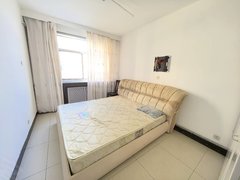 庆阳西峰西峰城区丽景茂附近！中间楼层！南北通透！三居室！家具家电齐全出租房源真实图片