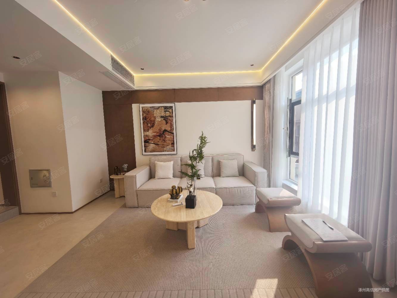 西京都高尔夫别墅4室2厅5卫236㎡南北106.1万