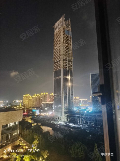 九龙汇湖景汇欣苑3室2厅2卫126㎡南298万