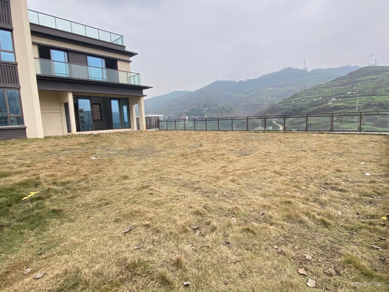 重庆房产网>重庆二手房>江津二手房>东部新城二手房>裕城长江著(别墅)