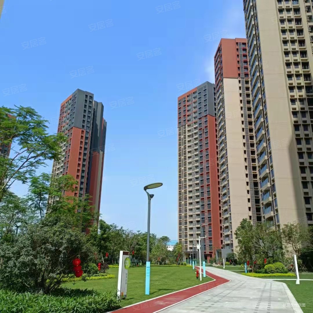 佛山房产网>佛山二手房>禅城二手房>绿岛湖二手房>保利翡翠公馆>