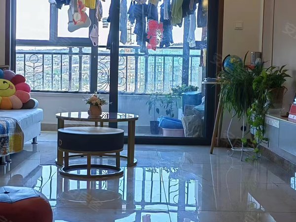 定西安定安定城区恒大悦龙台恒大三期两室两厅一卫,简单装修,房子出租出租房源真实图片