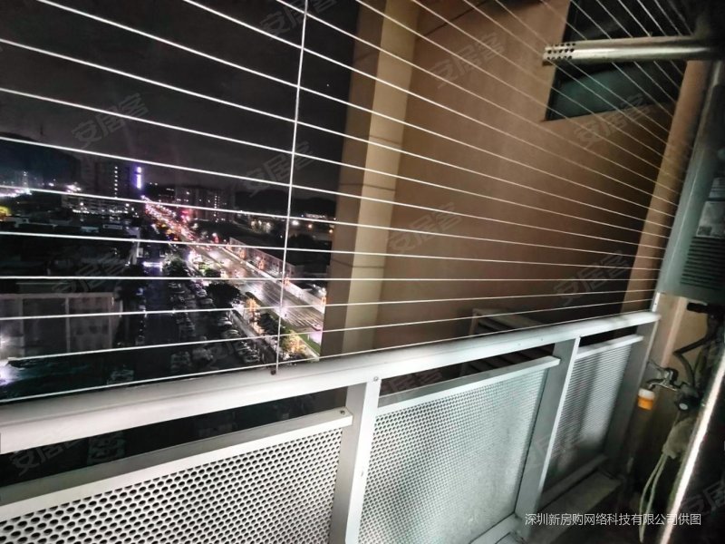 保利达小行星婚房2室 采光充足南中间楼层