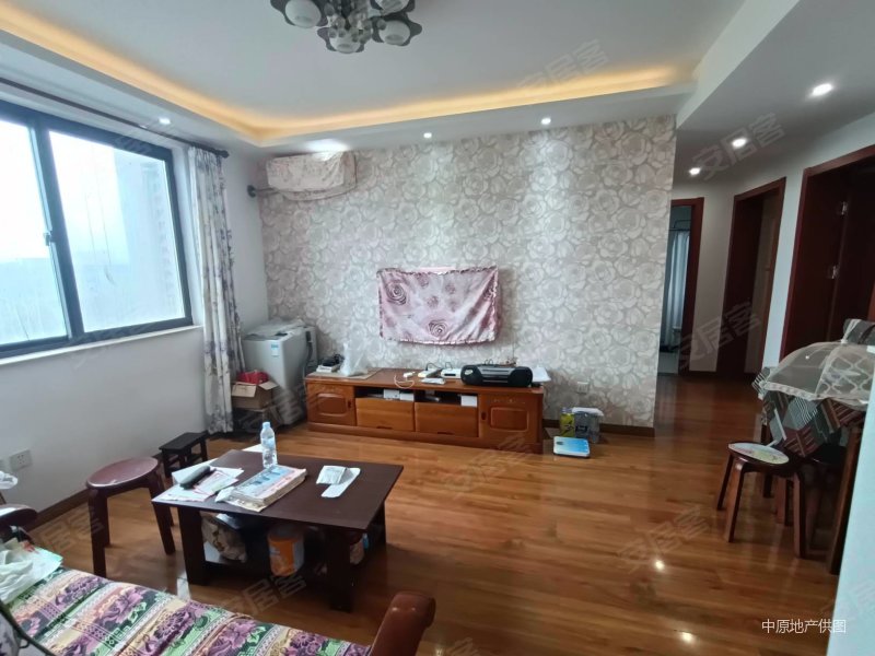 18号地鉄沈梅路100米汇枫公寓3房楼层可以税少