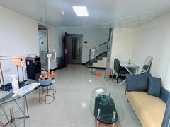 肇庆端州城西和熙名园复式一房一厅租1600元包物业出租房源真实图片