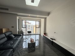 简阳老城区简城老城解放九义校旁,精华荣庭套三出租1700元,没有租过,拎包入住出租房源真实图片