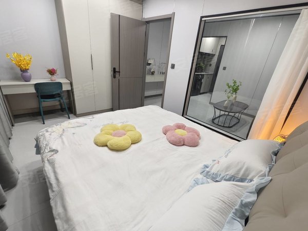 东阳横店明清宫苑下湖严居民小区横店繁荣街 一室 两室 多种户型 好停车 有电梯 空间超大出租房源真实图片