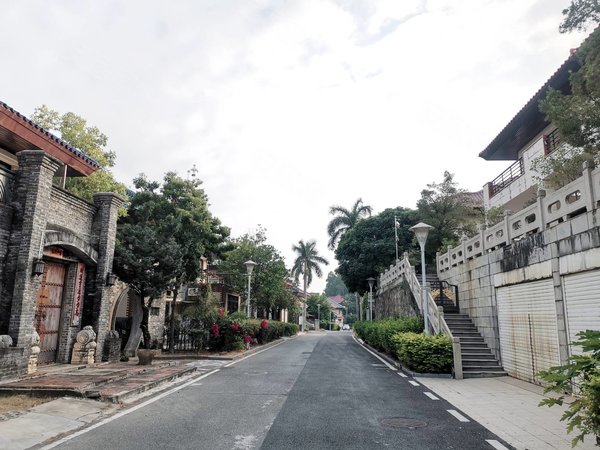 珠海高新区唐家湾聚龙溪山庄超漂亮的情侣路山海别墅背山看海带私家大