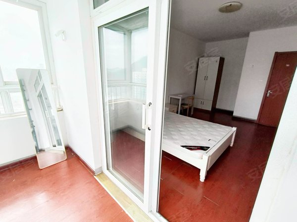 【多图】雁翔苑,姚家租房,新上房源主卧阳台带水源 鼎峰中心 武警医院