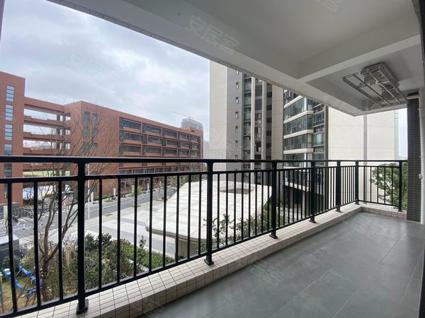 广州黄埔鱼珠富颐华庭富颐华庭大平层吉屋空房出租 可协商配置家具