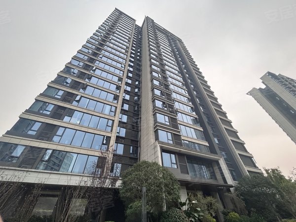 重庆沙坪坝新桥青秀阅山上桥 地铁站 附近 精装修 新小区 环境优美