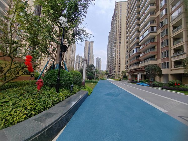 南宁良庆良庆镇盛邦珑湖图书馆旁边配齐出租随时可以看房出租房源真实