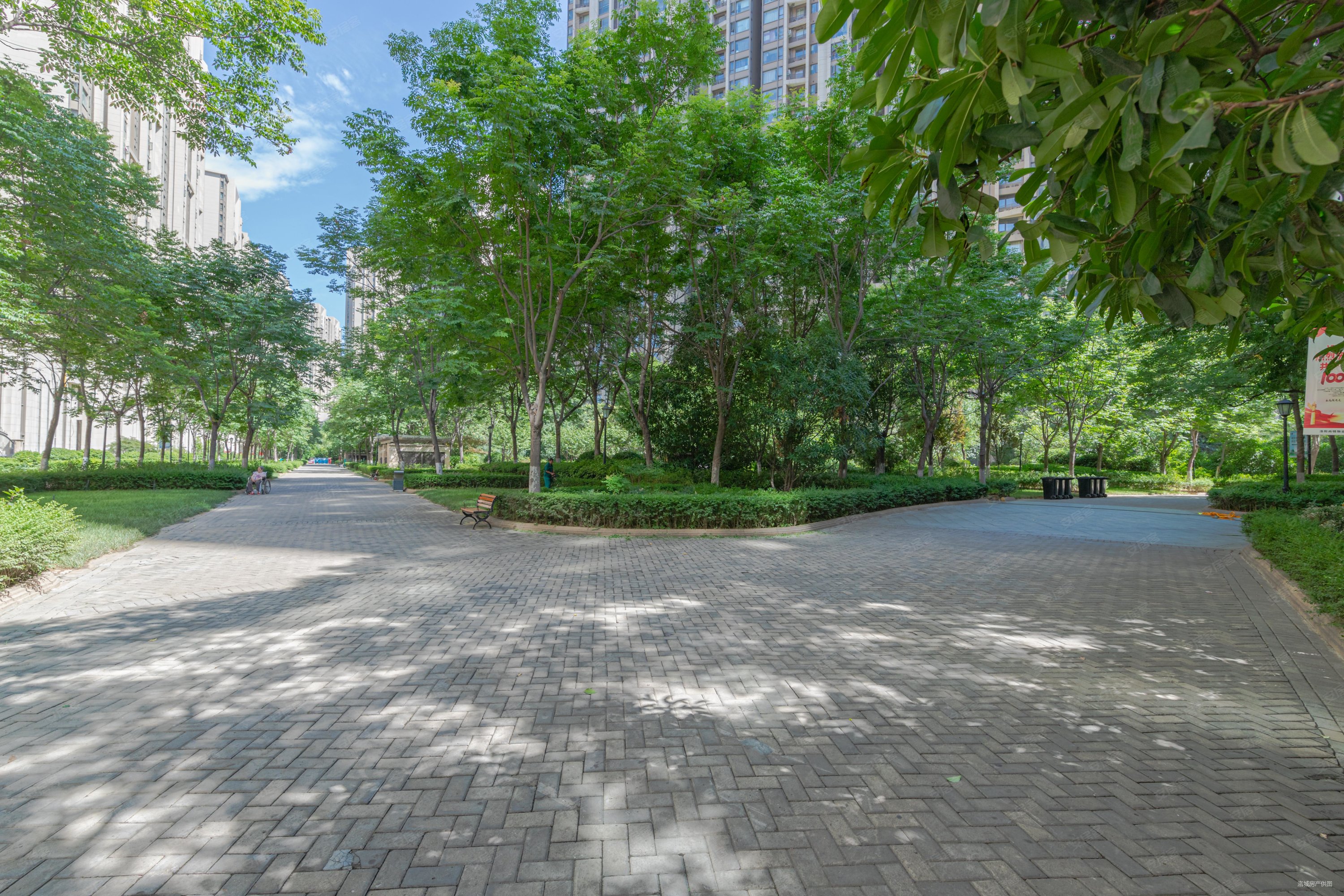 洛阳房产网>洛阳二手房>西工二手房>王城公园二手房>升龙广场(a区)>