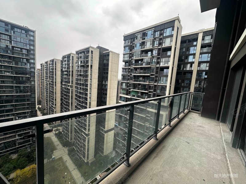 成都房产网>成都二手房>青羊二手房>万家湾二手房>光华壹号花园>