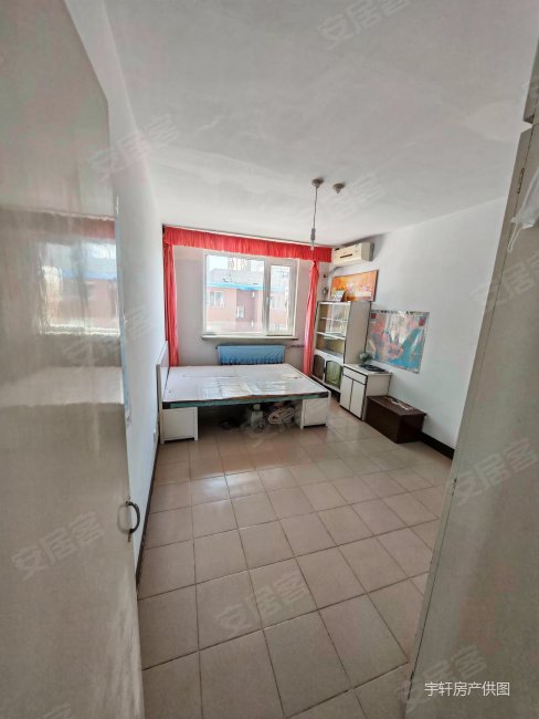 丰华小区 交通便利 近医院 满五 刚需两居 近地铁