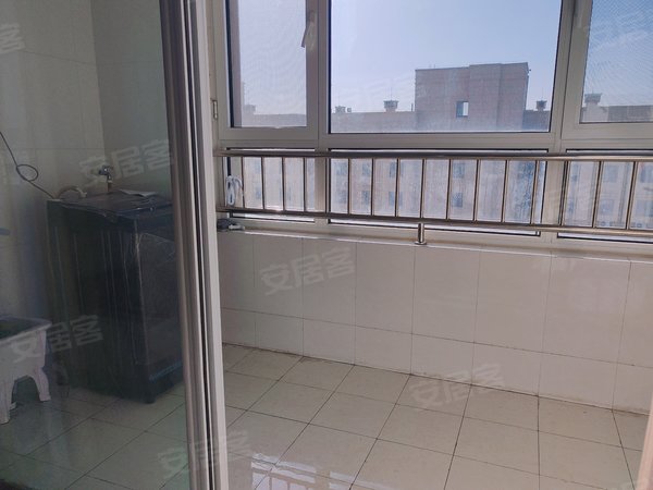德州德城开发区林庄社区(新上精装房源)林庄社区 全新家具家电 第一次出租1000出租房源真实图片