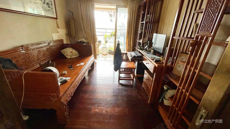 格局方正 南北对流,东山雅筑二手房,1650万,4室2厅,3卫,185平米-广州