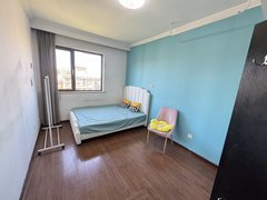 北京丰台方庄方庄6号小区 正规大次卧 家具家电齐全 随时看房入住需要抓紧出租房源真实图片