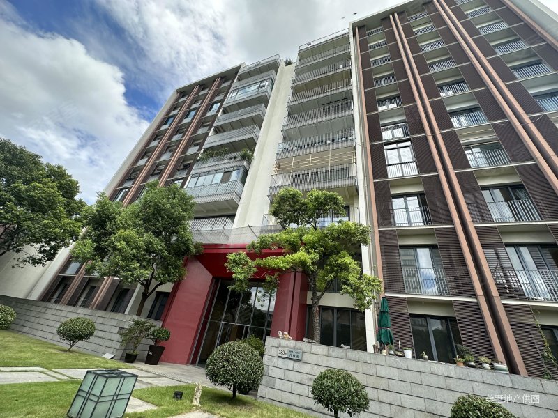 上海房产网>上海二手房>青浦二手房>徐泾二手房>湖畔佳苑(公寓住宅)>