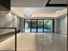 上海闵行诸翟虹庐湾新出下叠，本人实拍4房，南北双花园，家具灵活出租房源真实图片