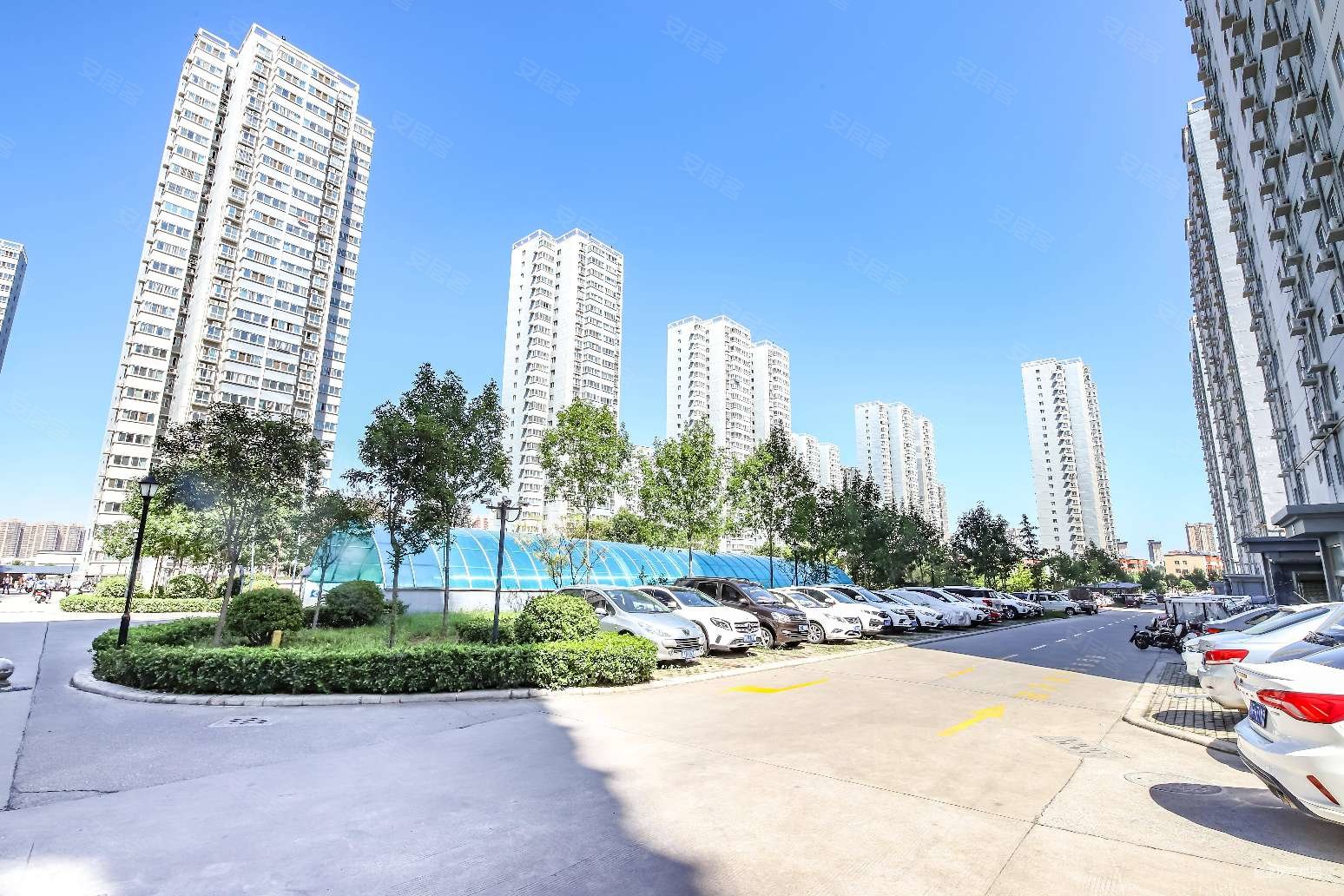 低密度社区 满二 有钥匙随时看房 南北通透 中间好楼层,东方红汇景城