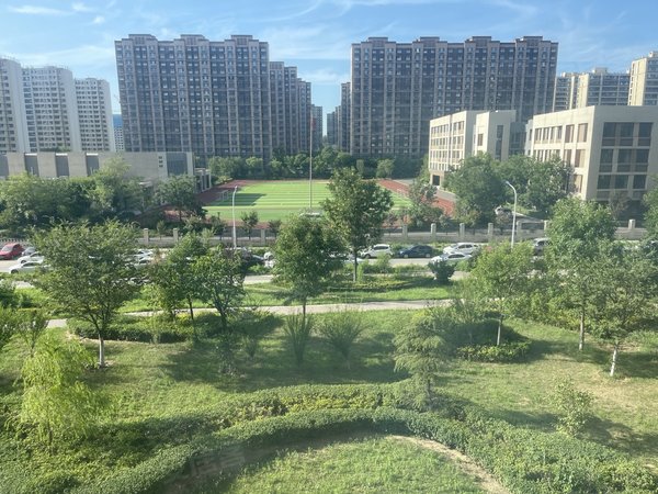 济南历城建筑大学中新锦绣天地中苑一区(a8)可月付汉峪金谷舜泰广场