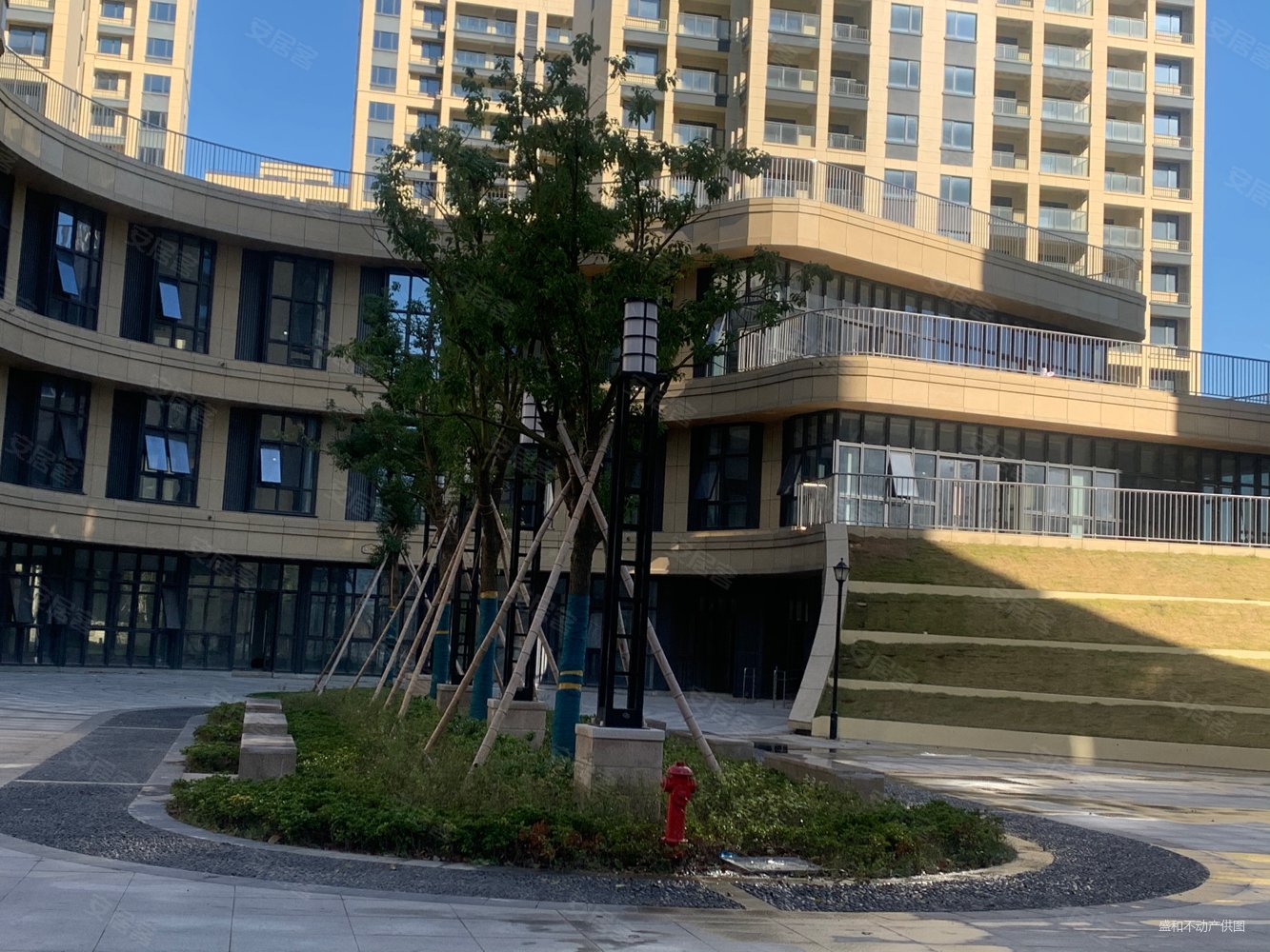 大榭碧海蓝湾二室二卫电梯房急售低市场价20w70年产权